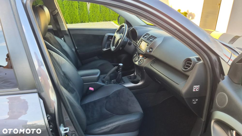 Toyota RAV4 2.0 4x4 Sol - 8