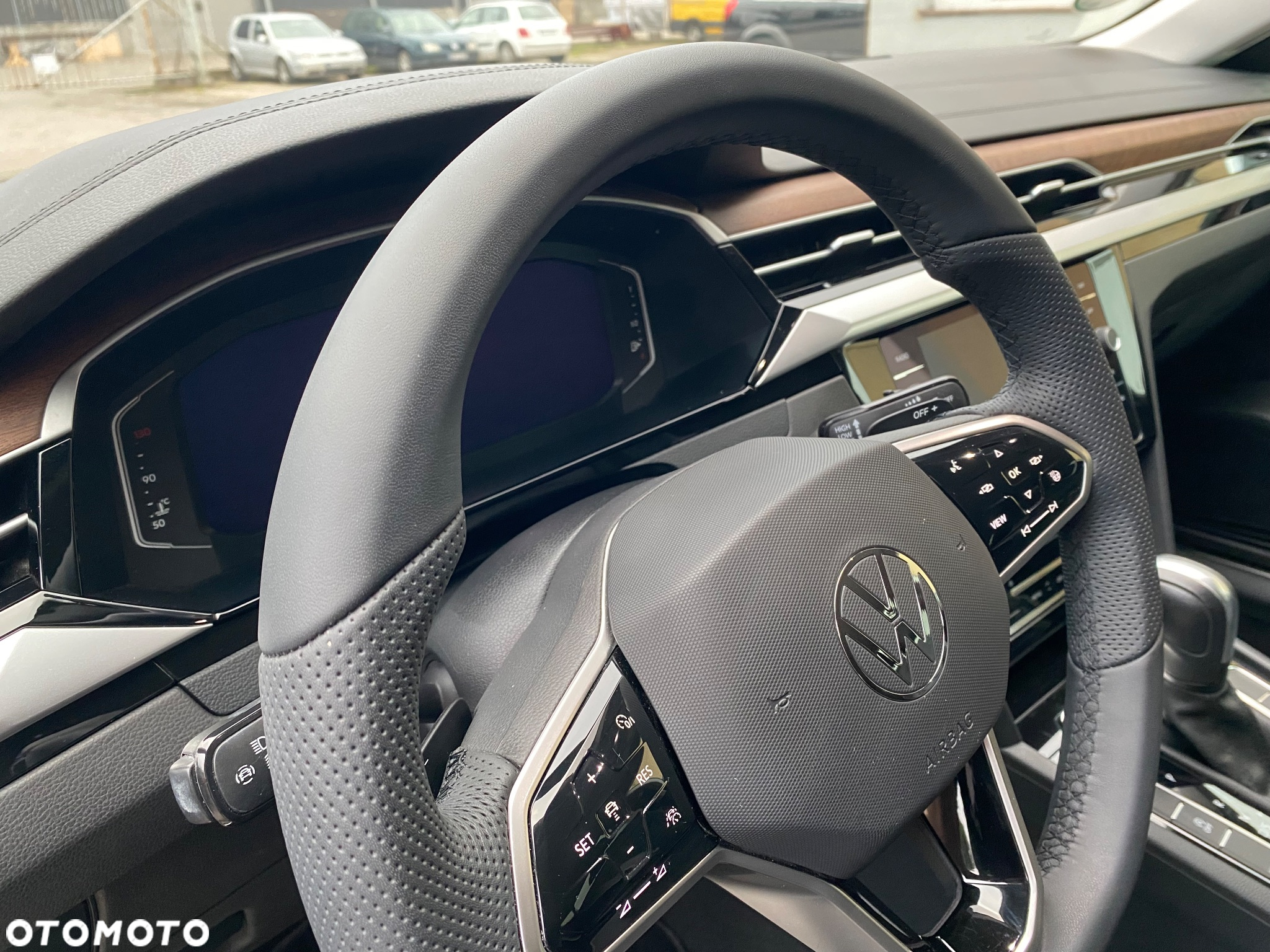 Volkswagen Arteon 2.0 TSI Elegance DSG - 24
