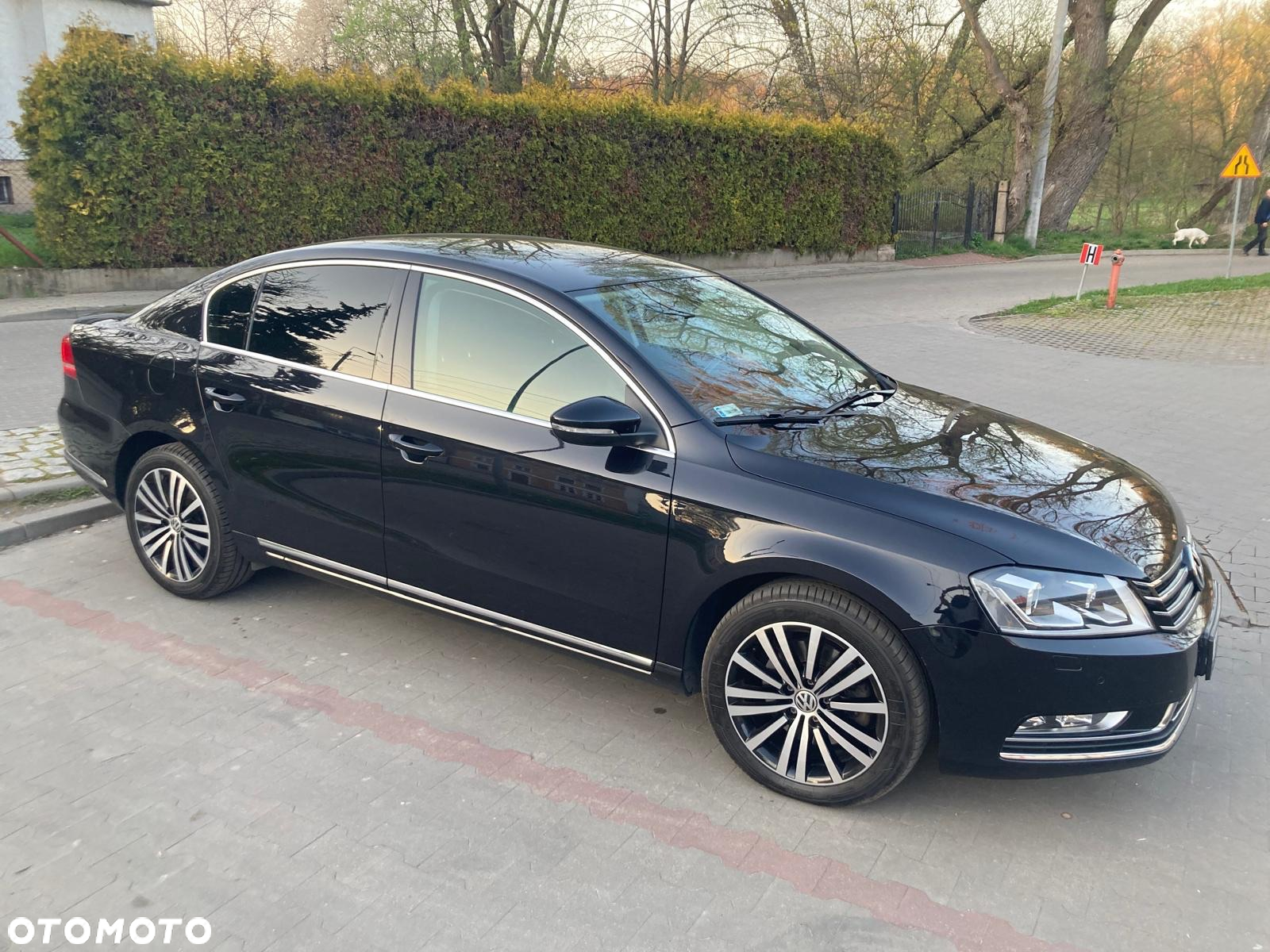 Volkswagen Passat 2.0 TDI Comfortline DSG - 8