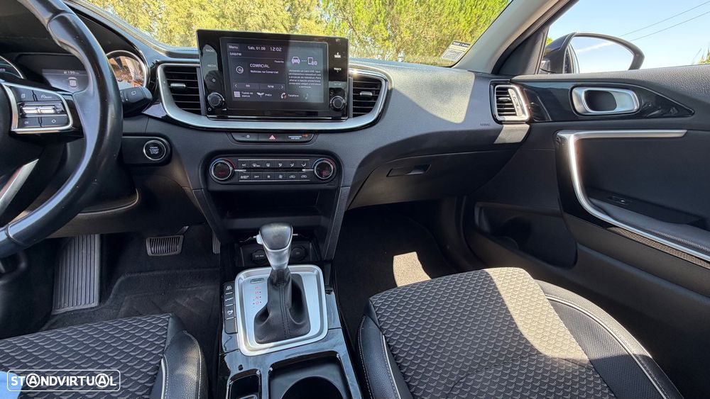 Kia XCeed - 18