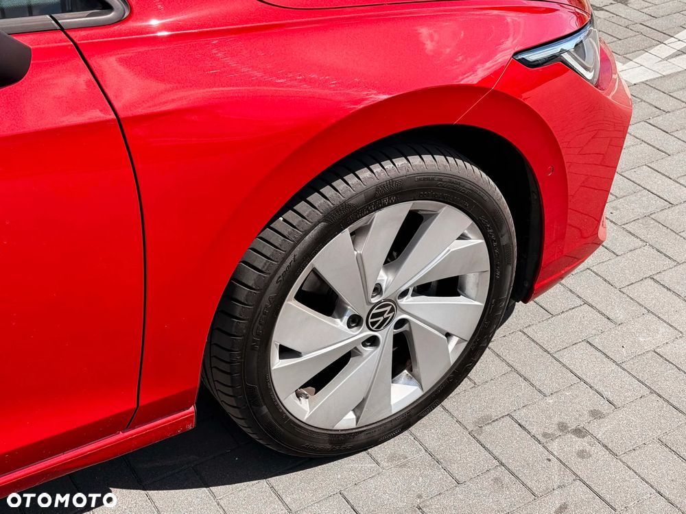 Volkswagen Golf 1.5 TSI Special Edition - 6