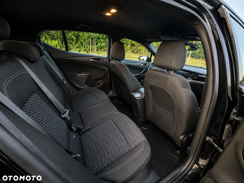 Opel Astra 1.4 Turbo Start/Stop Ultimate - 21