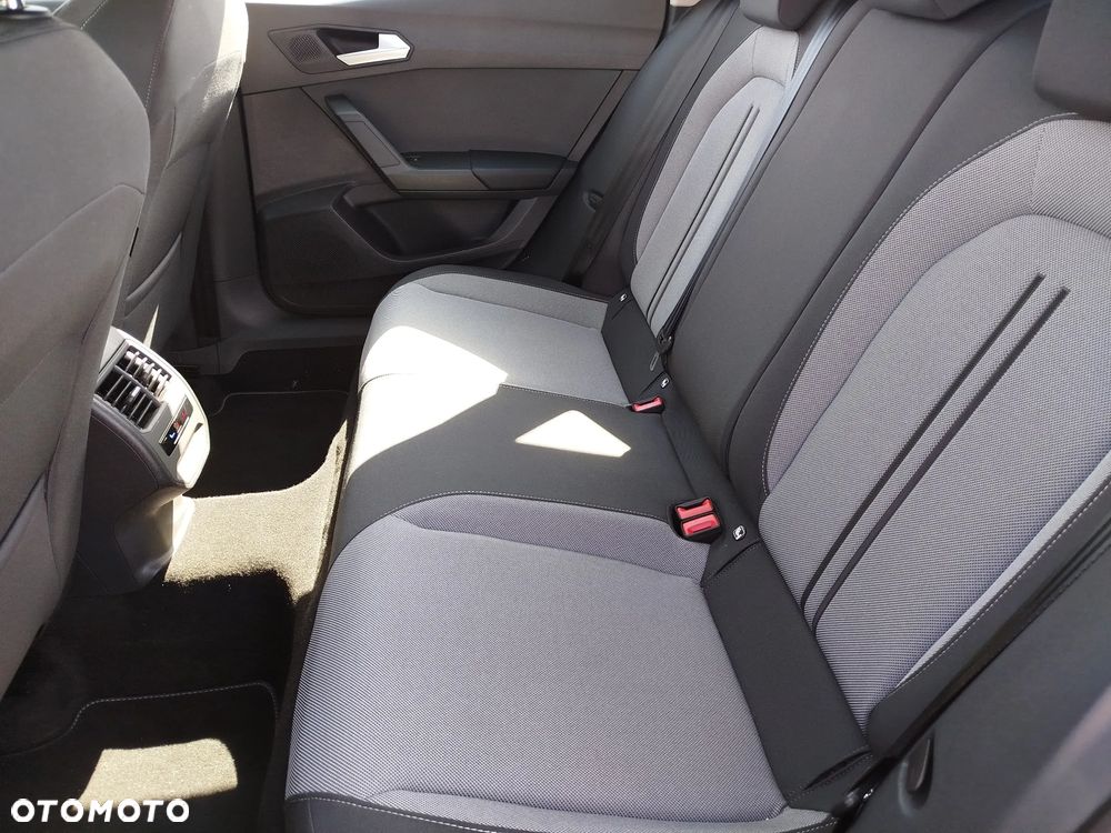 Seat Leon 1.5 eTSI Style DSG - 11