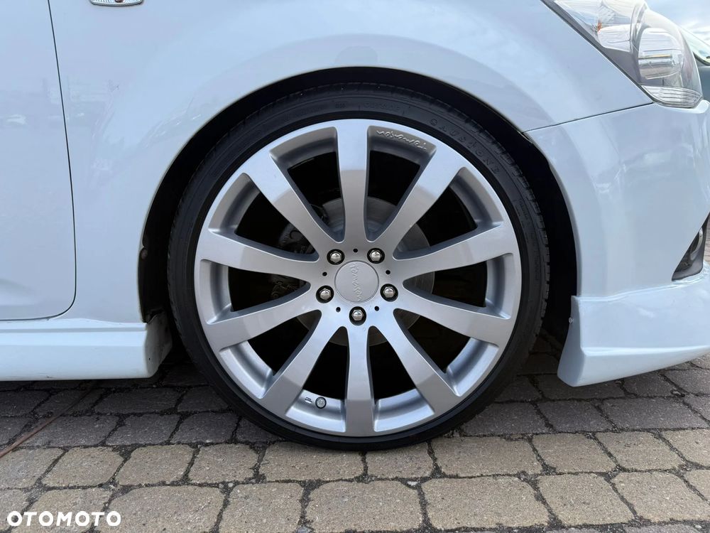 Kia ProCeed - 25