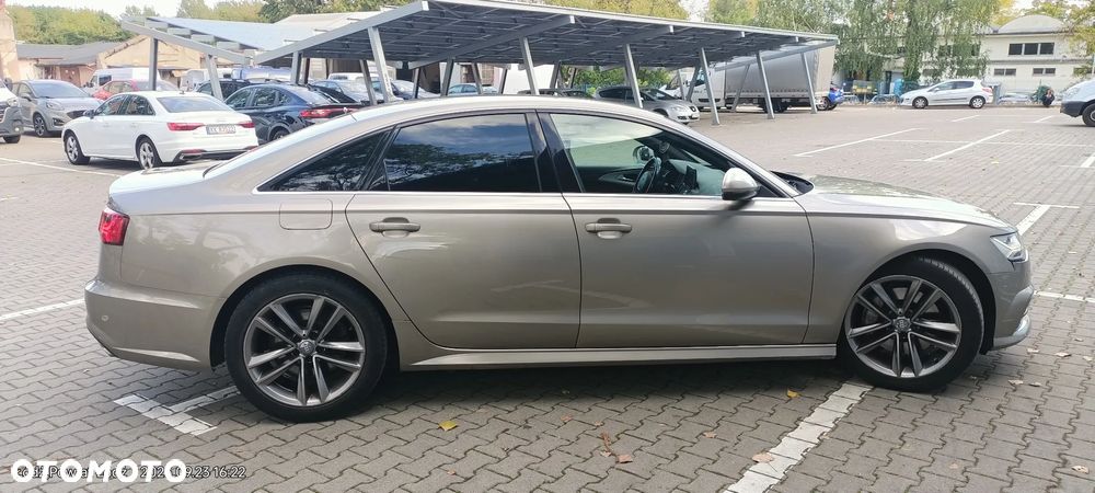 Audi A6 - 4