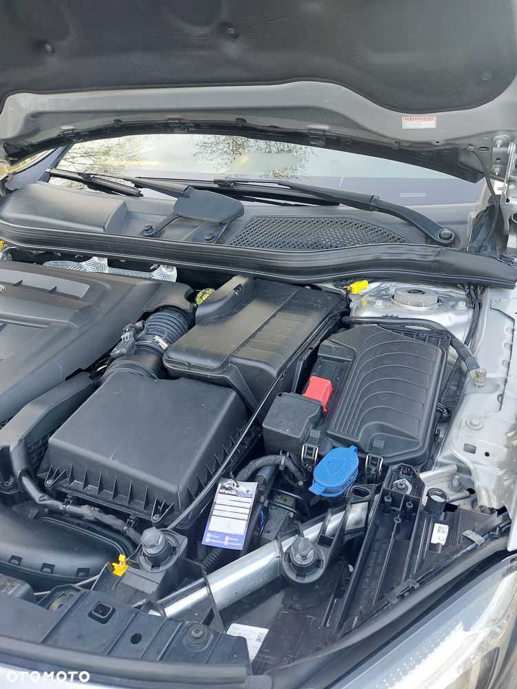 Mercedes-Benz GLA 180 d 7G-DCT AMG Line - 17