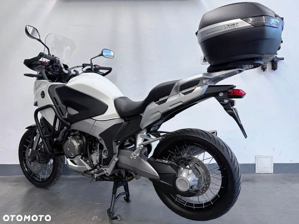 Honda VFR - 5