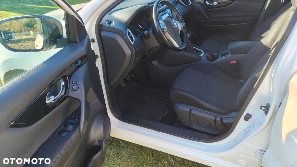 Nissan Qashqai 1.6 DCi ALL-MODE 4x4i N-Connecta - 13