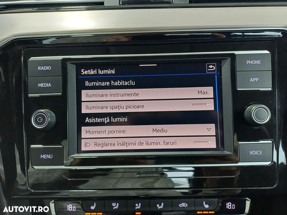 Volkswagen Passat 2.0 TDI DSG Highline - 21