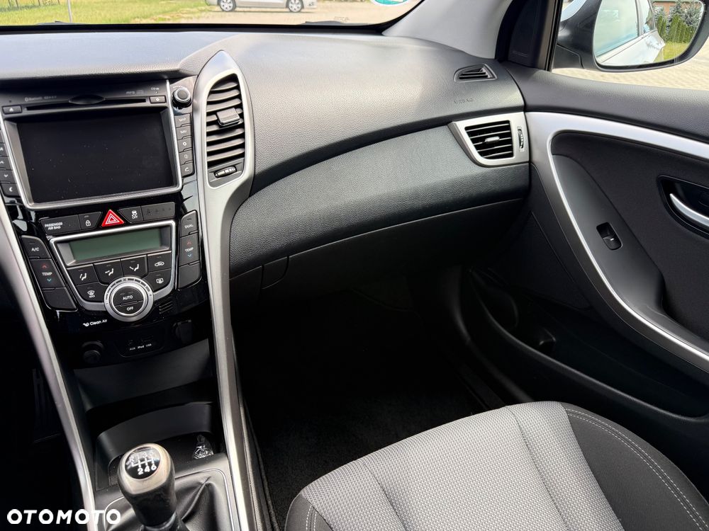 Hyundai i30 - 33