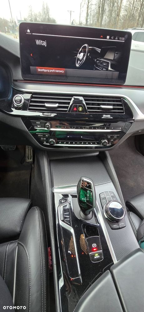 BMW Seria 5 530i - 11