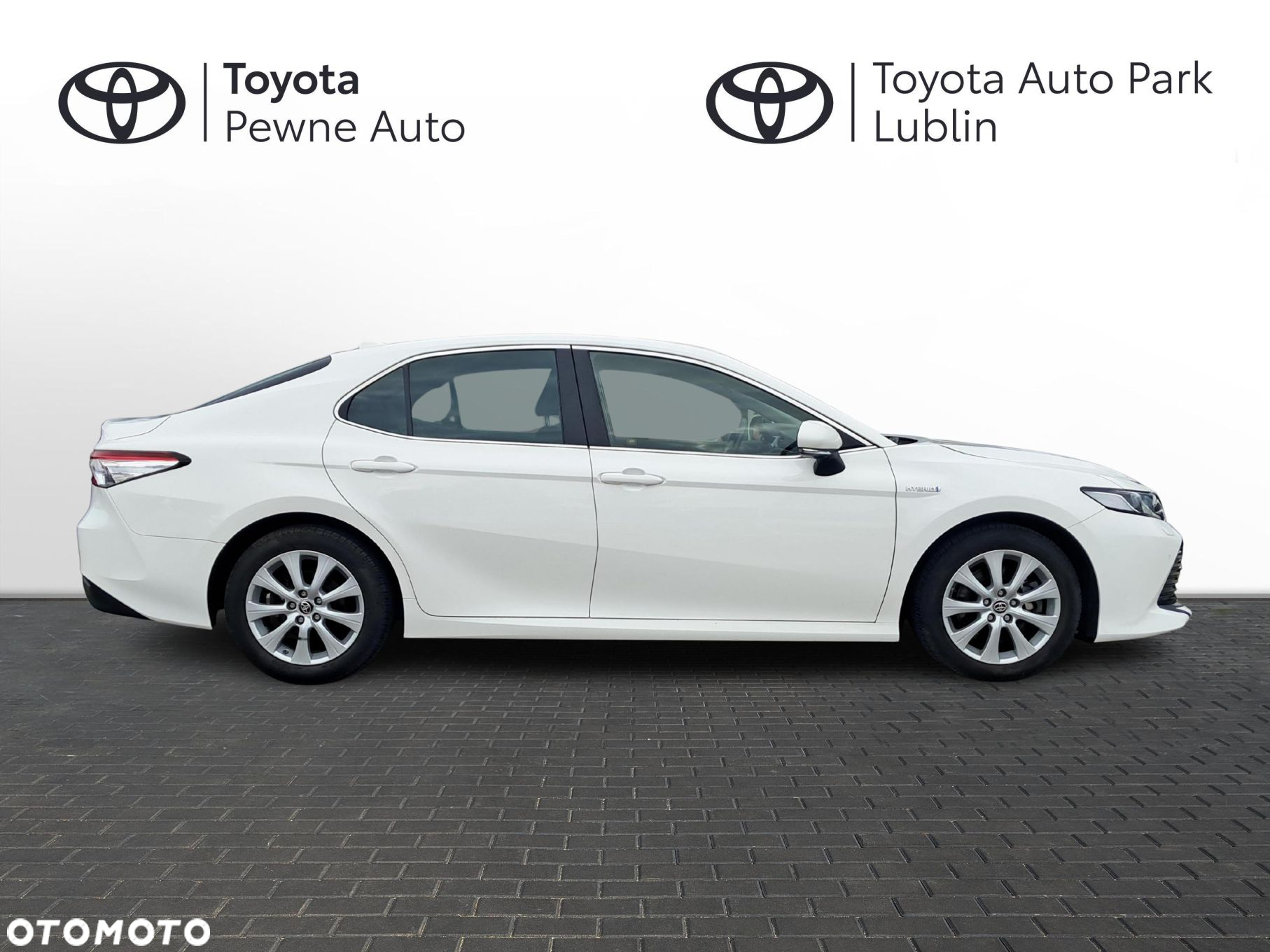 Toyota Camry 2.5 Hybrid Comfort CVT - 6