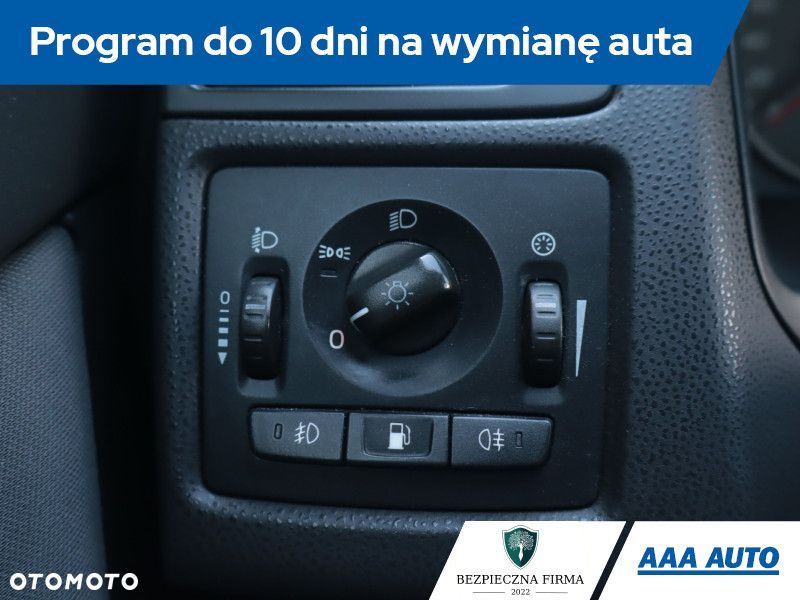 Volvo V50 - 20