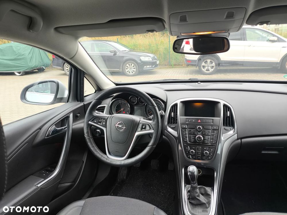 Opel Astra IV 1.7 CDTI Cosmo - 14