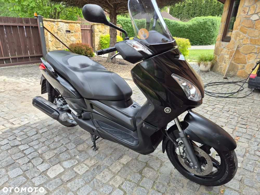 Yamaha X-max - 1