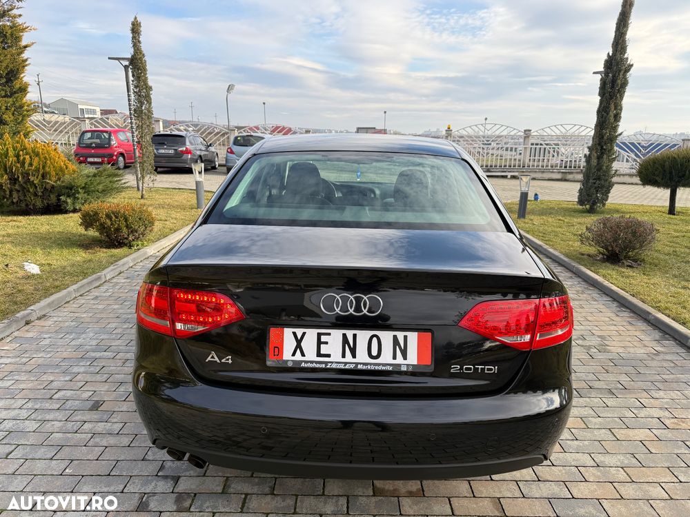 Audi A4 2.0 TDI DPF Attraction - 9