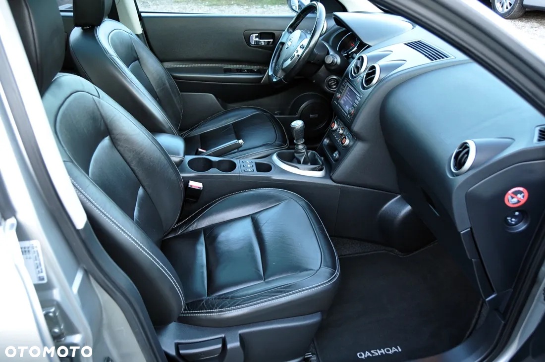 Nissan Qashqai 2.0 tekna - 11