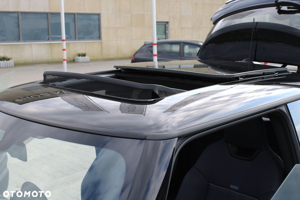 MINI Cooper S Favoured Trim - 33