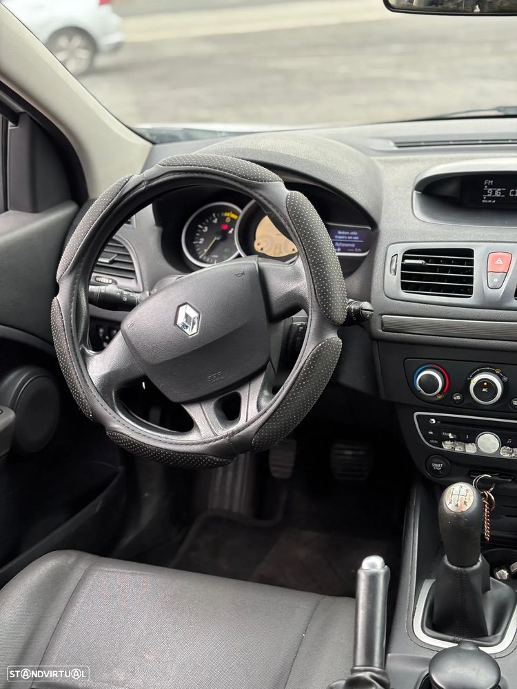 Renault Mégane Sport Tourer 1.5 dCi Dynamique - 6