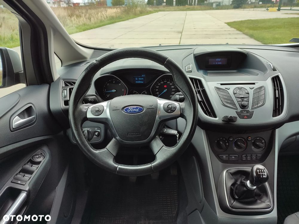 Ford Grand C-MAX - 9