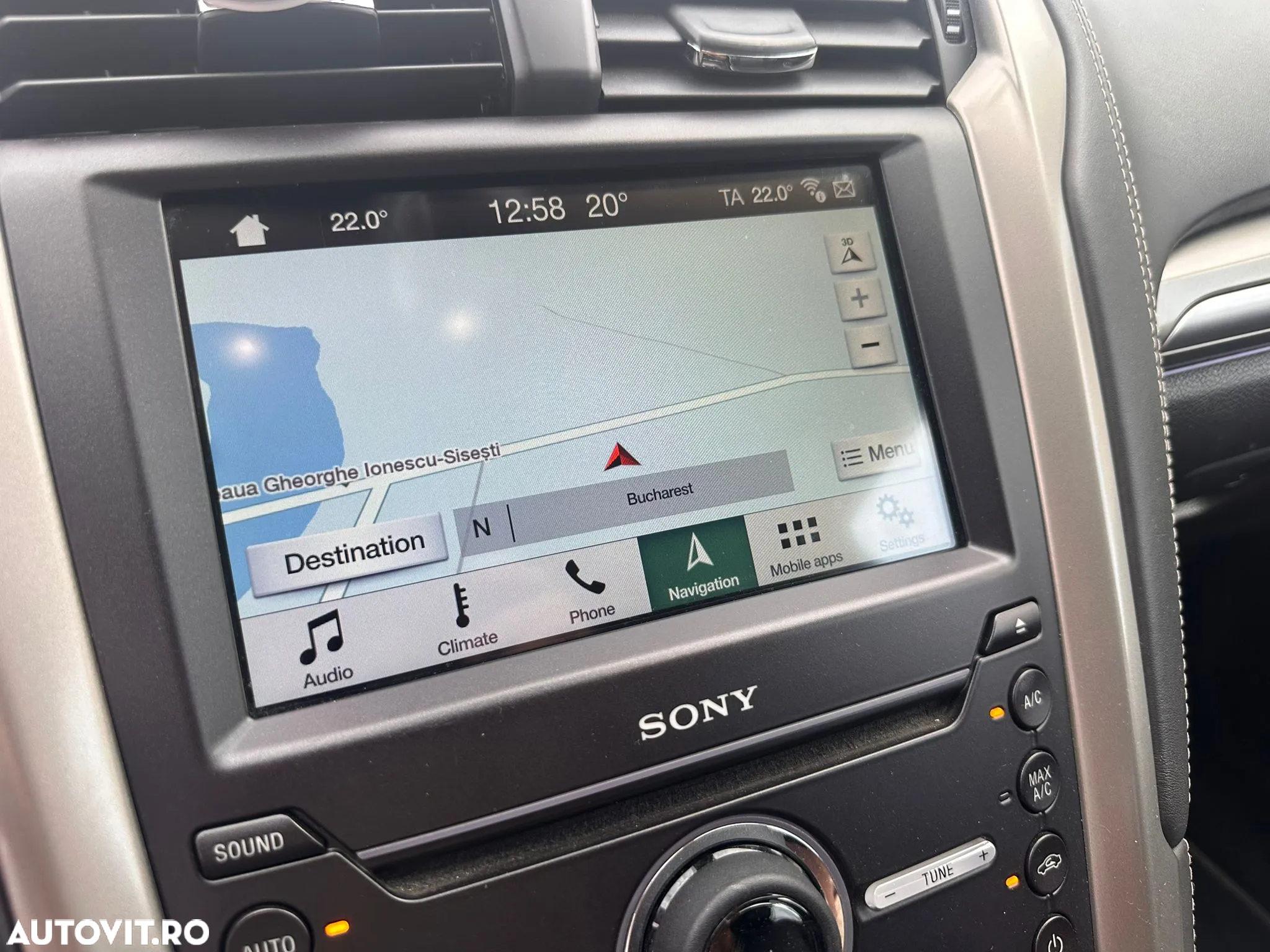 Ford Mondeo 2.0 HEV Vignale - 26