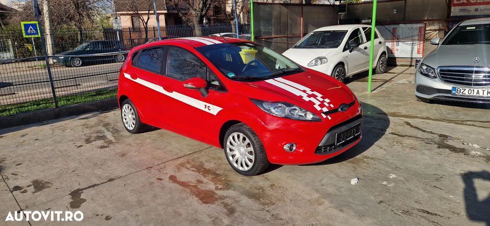 Ford Fiesta - 9