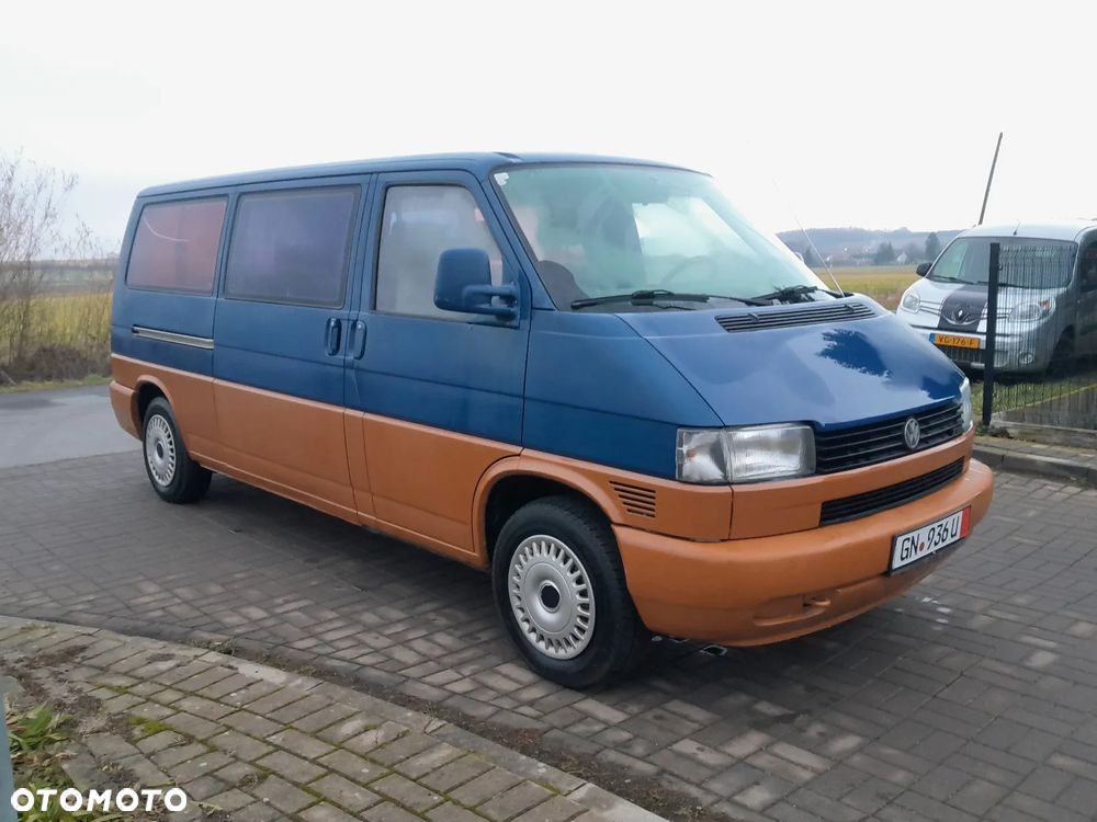 Volkswagen Caravelle GL - 3