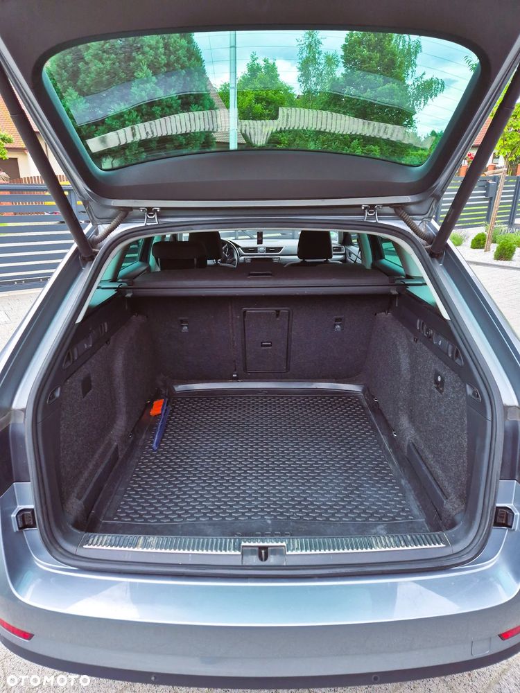 Skoda Superb 2.0 TDI Style DSG - 14