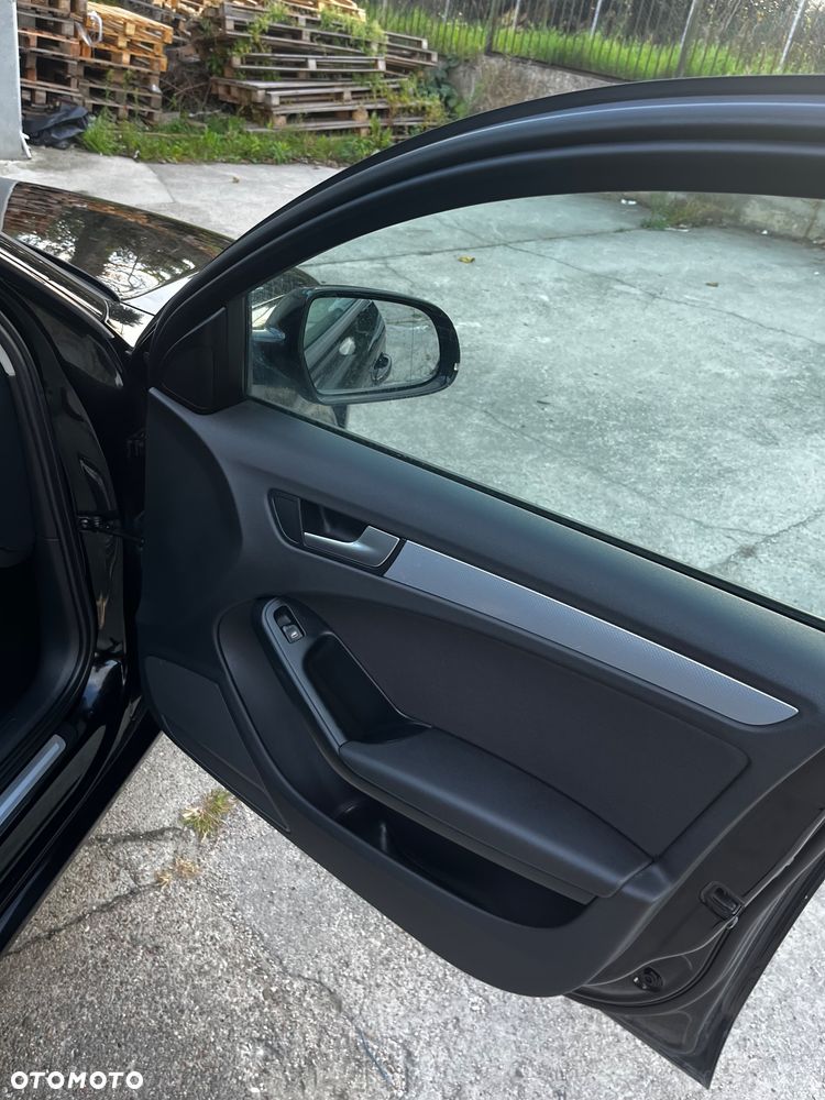 Audi A4 Avant 2.0 TDI - 22