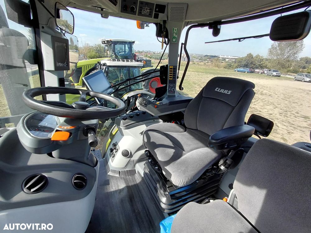 Claas Axion 850 hexashift - 9