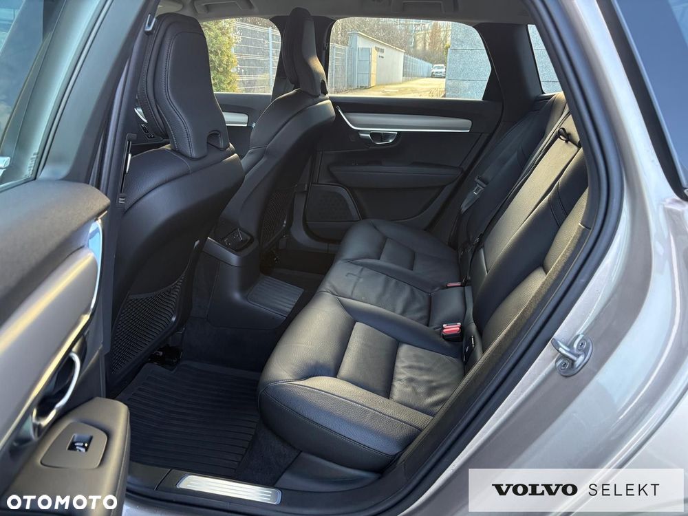 Volvo V90 - 14