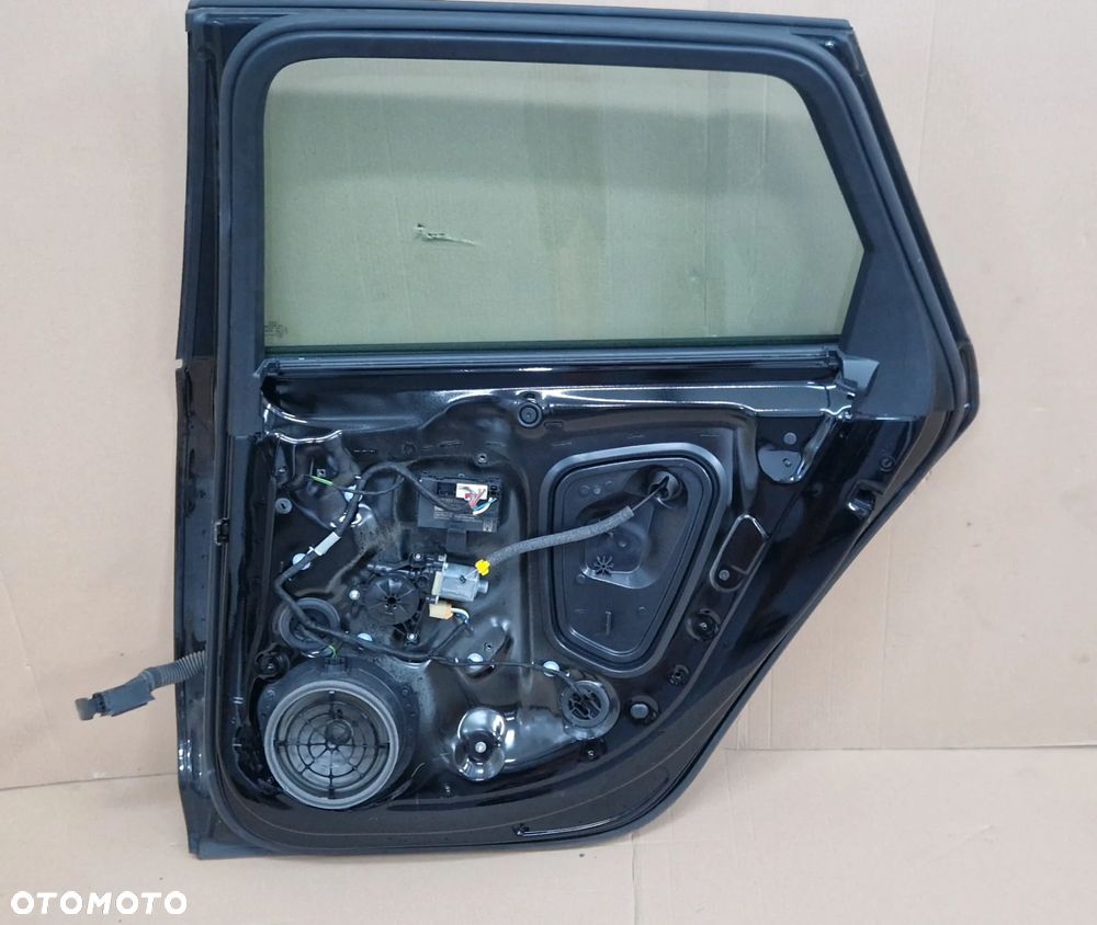 DRZWI TYLNE PRAWE AUDI A4 B9 8W0 KOMBI PRZED LIFT LY9B KOMPLETNE - 4