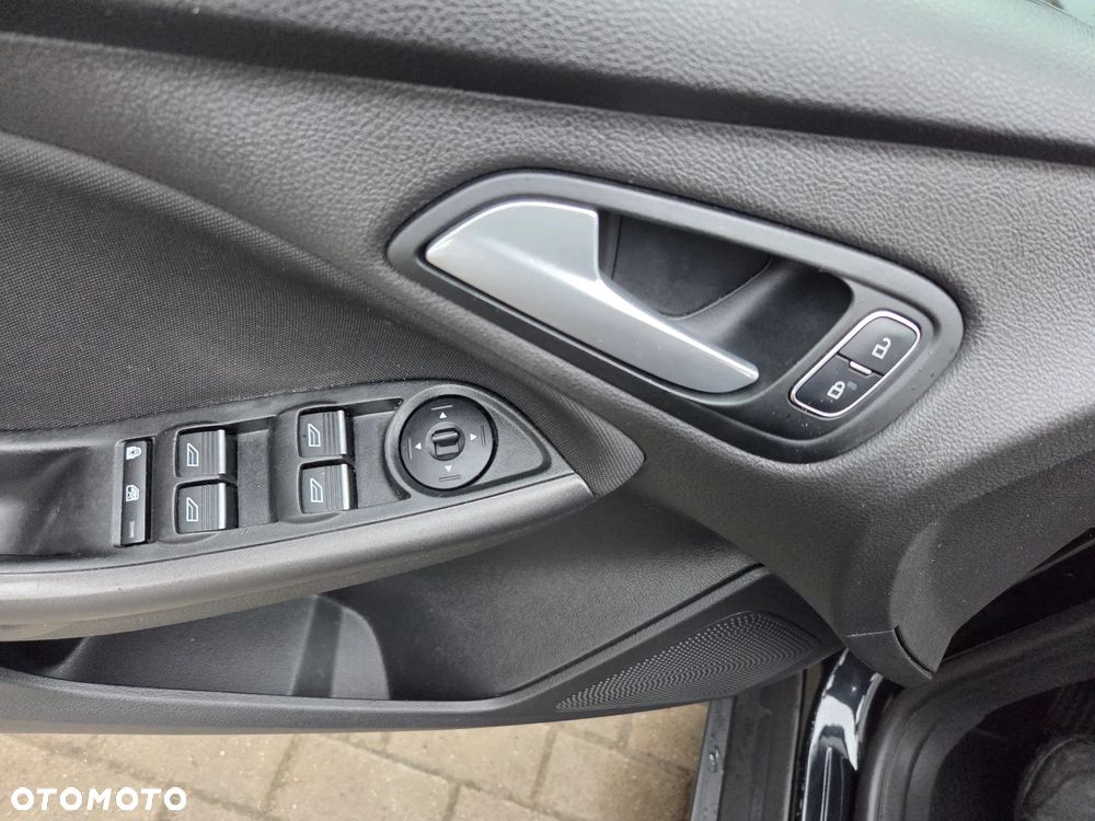 Ford Focus 1.5 TDCi DPF Start-Stopp-System Business - 23