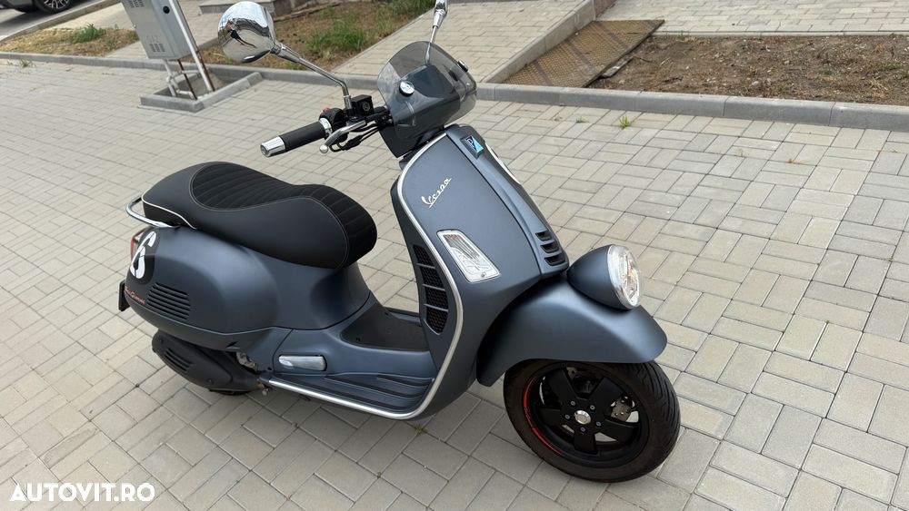Vespa GTV 300 IE - 2
