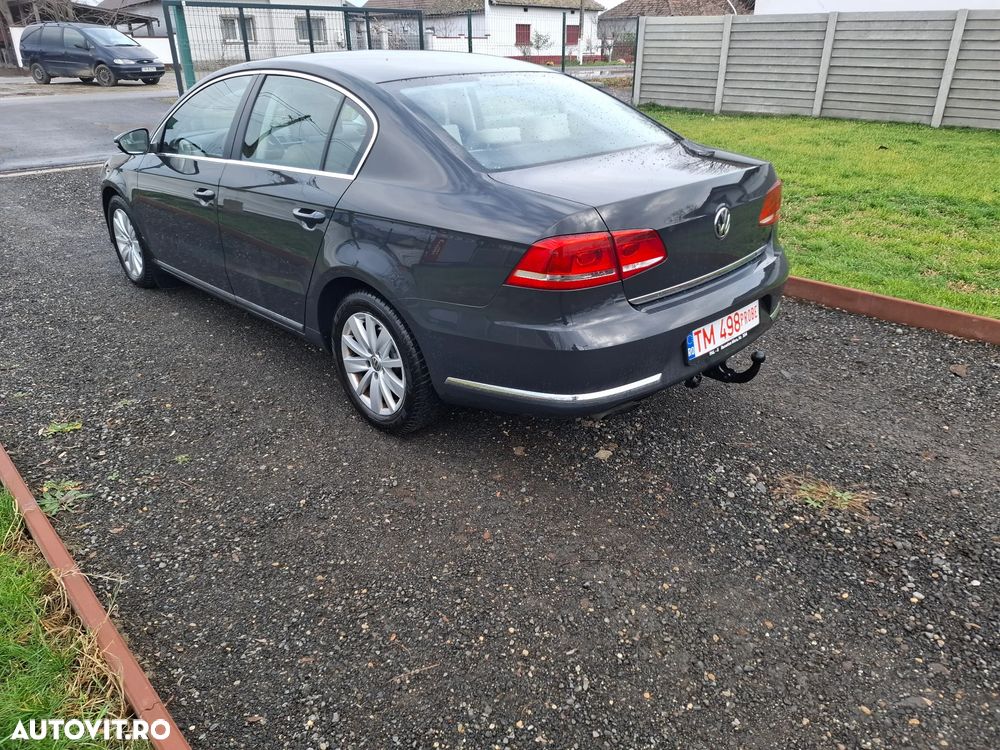 Volkswagen Passat Variant 2.0 Blue TDI DSG SCR Exclusive - 3