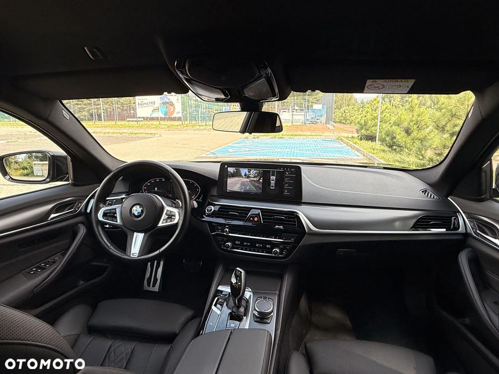 BMW Seria 5 520d xDrive MHEV M Sport sport - 19