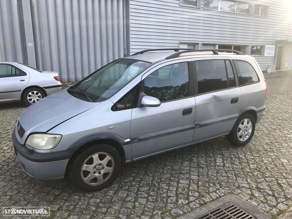 Opel Zafira A 1.6cc 5P 2000 - Para Peças - 2