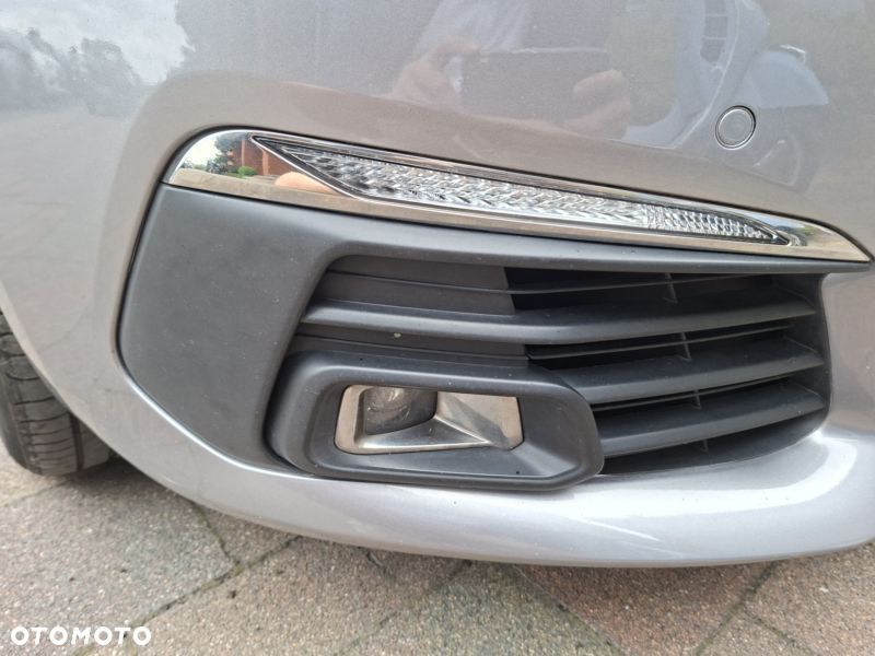 Peugeot 308 PureTech 130 GPF EAT8 Stop & Start Allure Business-Paket - 21