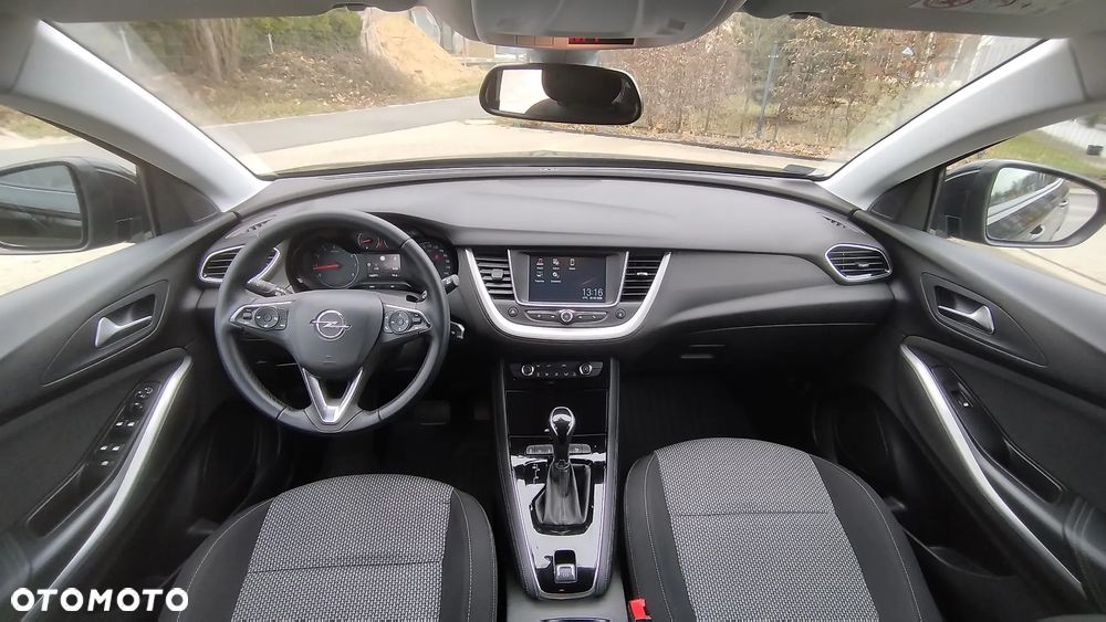 Opel Grandland X 1.2 T GPF Design Line S&S - 12