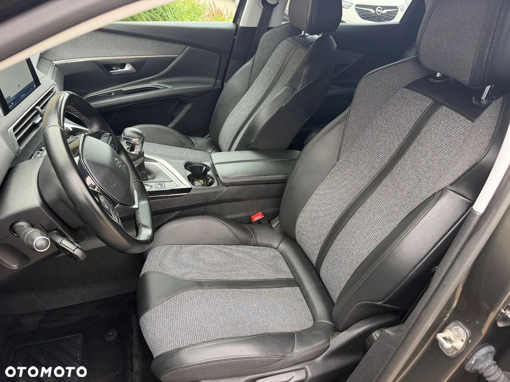 Peugeot 3008 1.2 PureTech Allure Pack S&S - 13