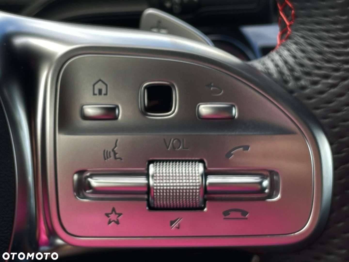 Mercedes-Benz CLA - 21