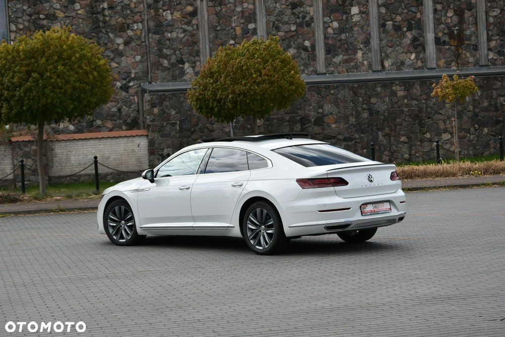 Volkswagen Arteon 2.0 TDI R-Line DSG - 2