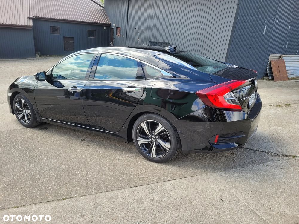 Honda Civic 1.5 T Elegance - 8