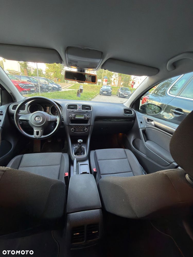 Volkswagen Golf 1.6 Comfortline - 11