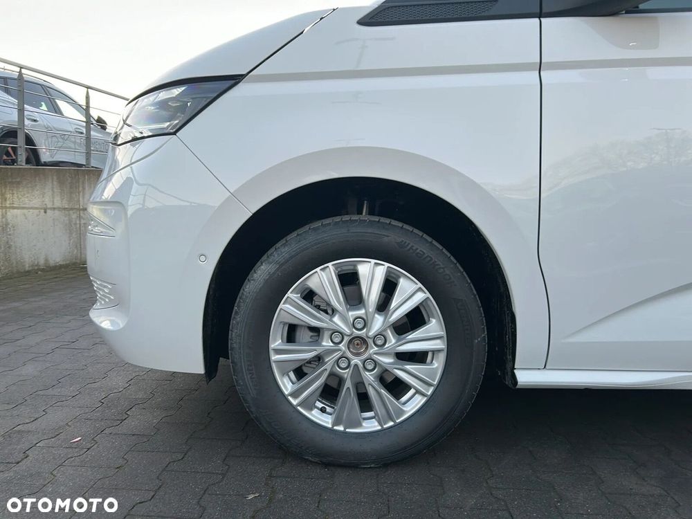 Volkswagen Multivan - 28