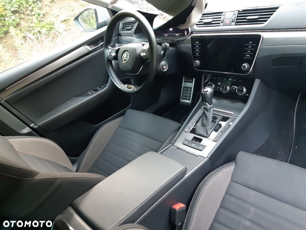 Skoda Superb 2.0 TDI SCR 4x4 Scout DSG - 18