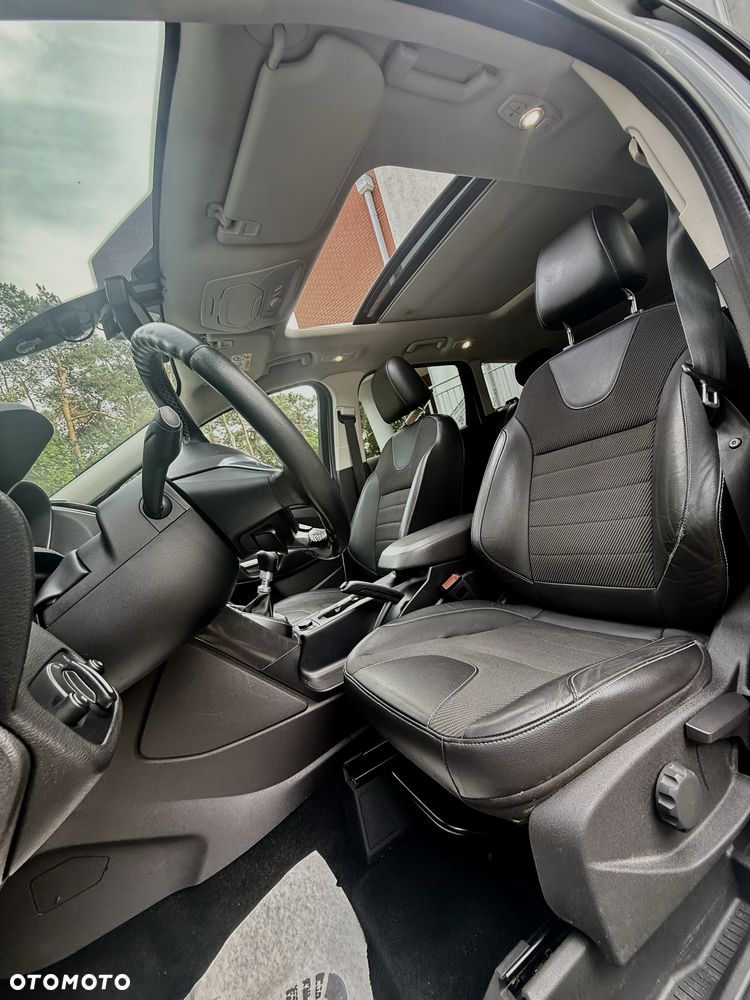 Ford Kuga - 7