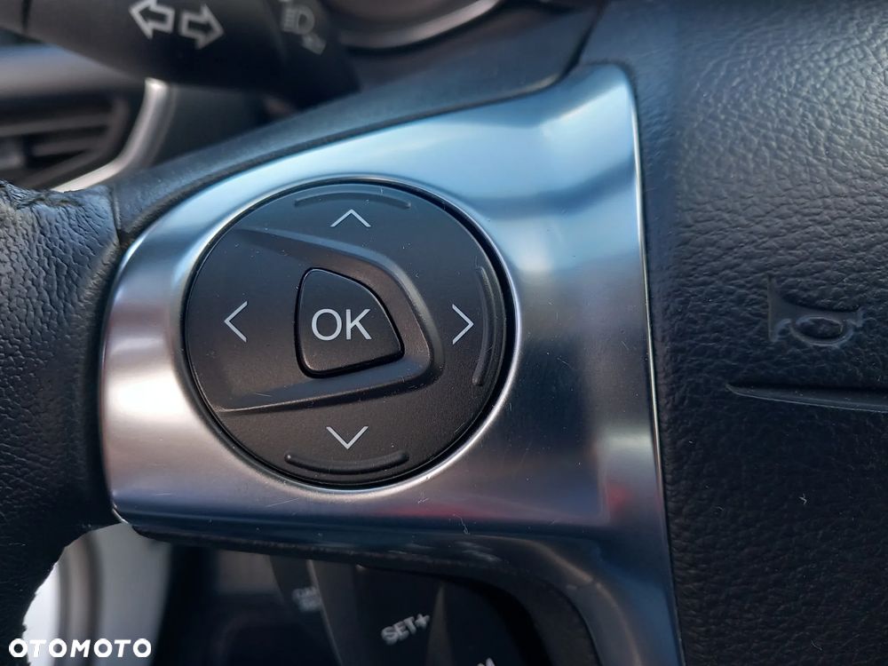 Ford Grand C-MAX 1.6 EcoBoost Titanium - 25