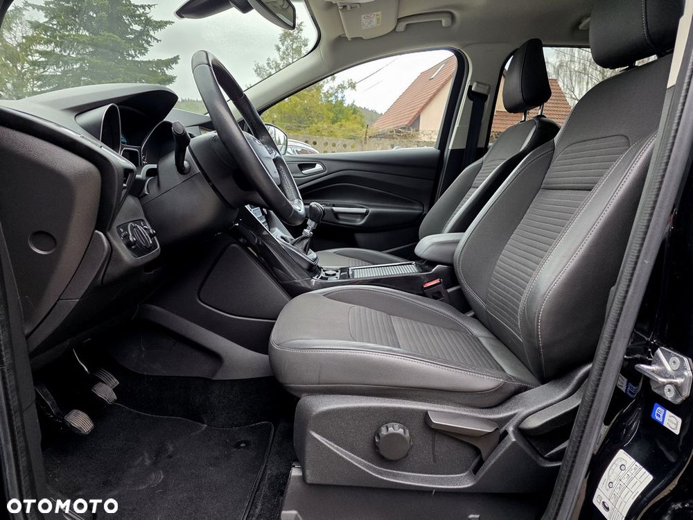 Ford Kuga 2.0 TDCi AWD Titanium - 16