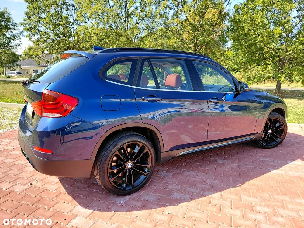 BMW X1 xDrive20d Sport Line - 12